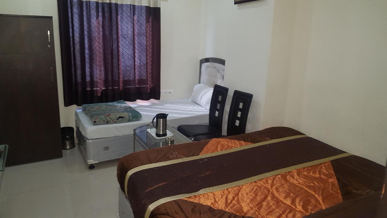 Hotel Galaxy Inn Jaipur Extérieur photo