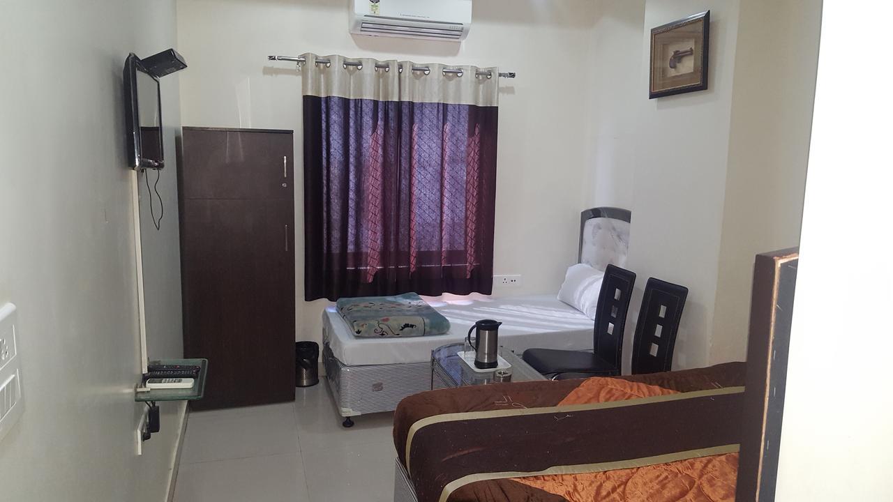 Hotel Galaxy Inn Jaipur Extérieur photo