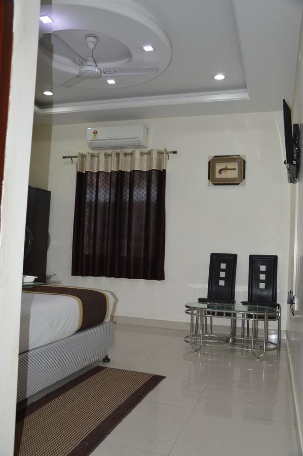 Hotel Galaxy Inn Jaipur Extérieur photo